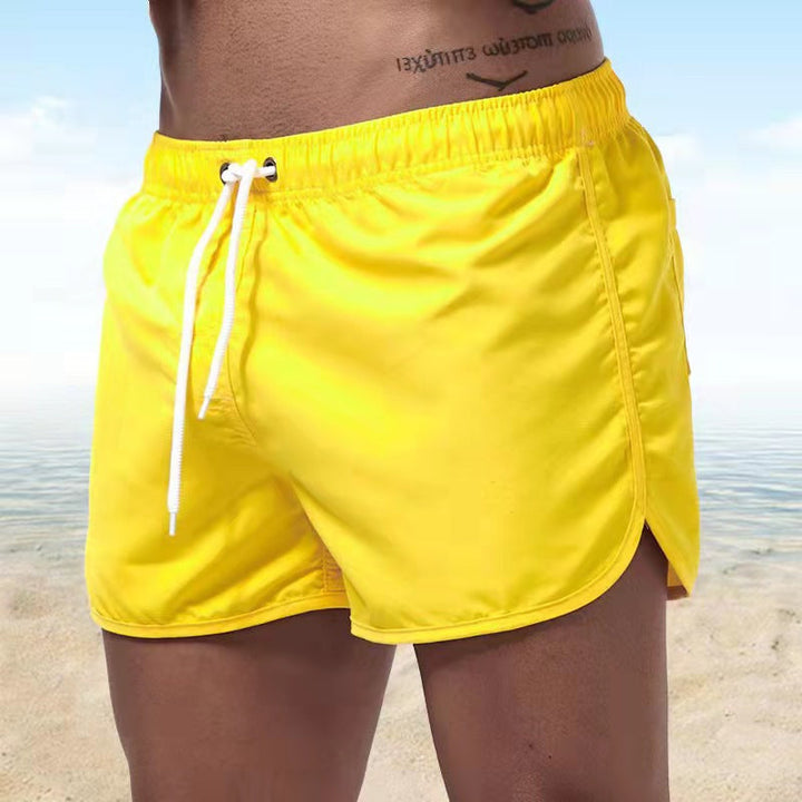 "Schnelltrocknende Herren Badeshorts mit verstellbarem Bund, stilvollem Design und praktischer Tasche, ideal für den Strand."