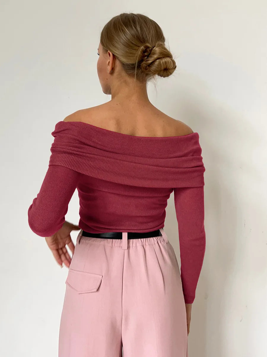 "Schulterfreier Damenpullover, elegantes Off-Shoulder-Design, weiches Material, figurbetonte Passform, vielseitiges Outfit"