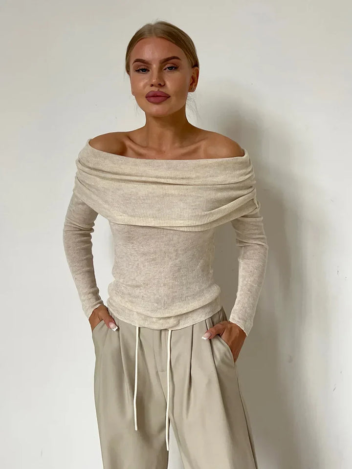 "Schulterfreier Damenpullover, elegantes Off-Shoulder-Design, weiches Material, figurbetonte Passform, vielseitiges Outfit"