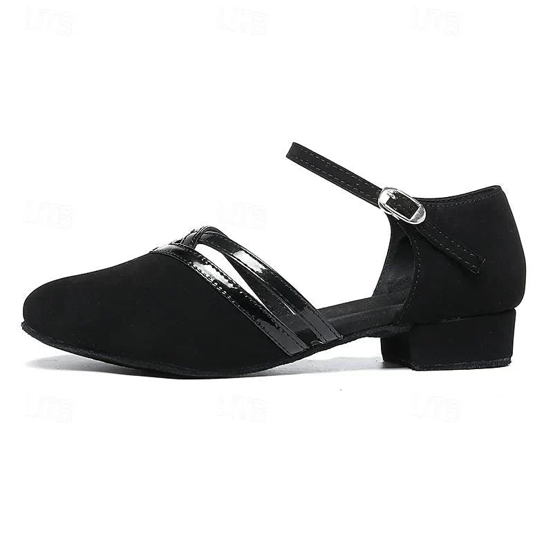 Schwarze Damen Tanzschuhe mit elegantem Design, flexible rutschfeste Sohle und ergonomischer Passform für modernen Tanz.
