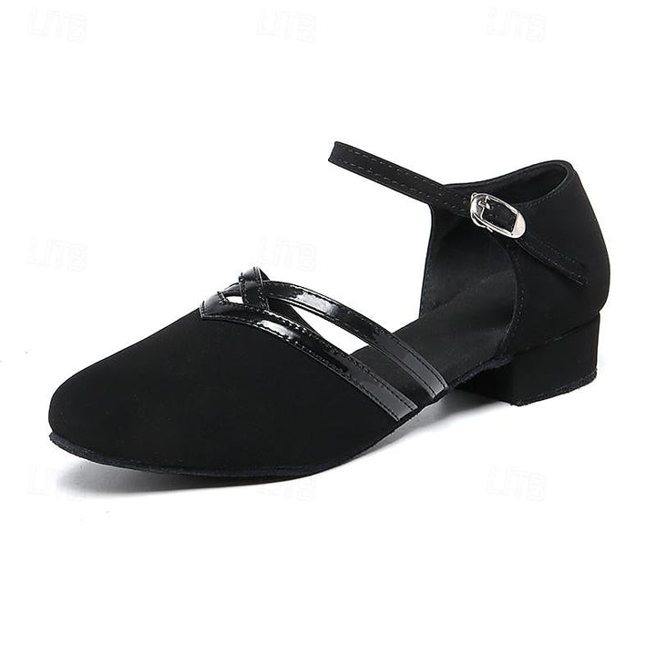Schwarze Wildleder-Damentanzschuhe mit verstellbarem Knöchelriemen, elegant und komfortabel für stilvolle Tanzauftritte.