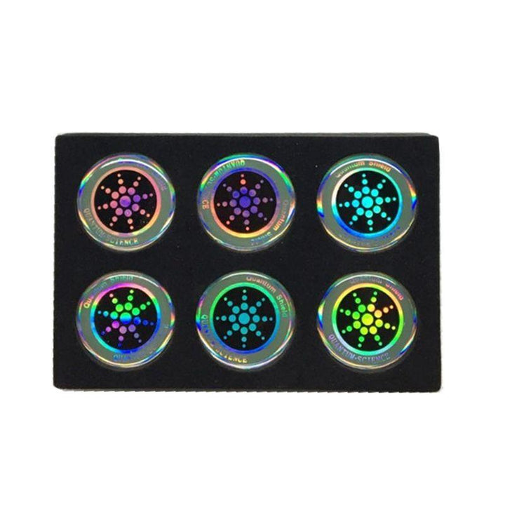 "Sechs Handy Strahlenschutz Aufkleber in Gold und Silber für elektrosmogfreien Gebrauch und besseren Schlaf"