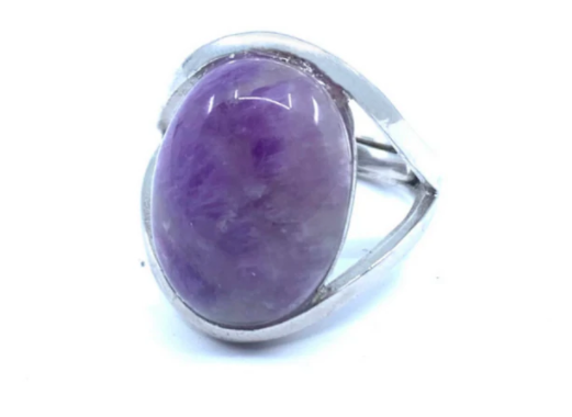 Silberring mit tiefviolettem Amethyst, verstellbar, auf Hand, spiritueller Schmuck, 925er Sterlingsilber, beruhigende Wirkung