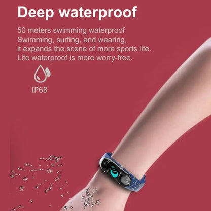 "Smartwatch mit Blutdruck- & Herzfrequenzmesser, schwarzer TFT-Touchscreen, wasserdicht IP67 für Gesundheitsüberwachung."