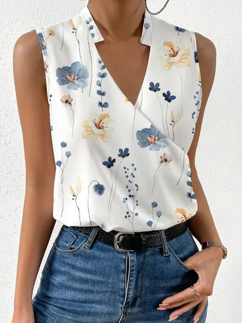 "Sommerliches, weiches Damen-Top mit V-Ausschnitt, ärmellos, weiß, luftiger Stoff. Perfekt für lässige Sommerlooks."