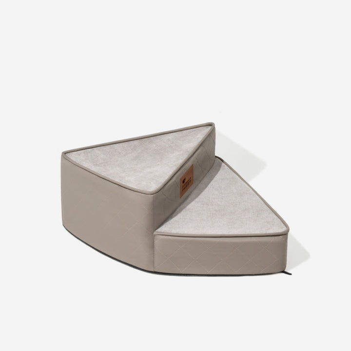 "Stilige, gelenkschonende Haustiertreppe, wasserabweisend, kurvendesign, ideal für modernen Wohnraum, rutschfest, leicht zu r