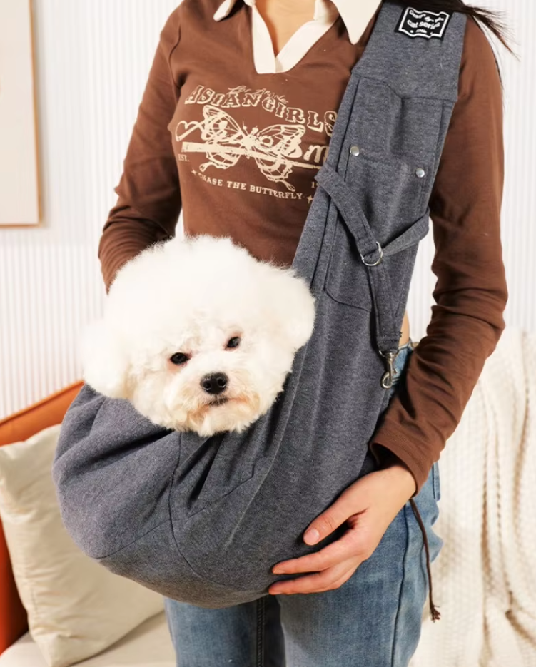 "Stilvolle, ergonomische Schultertasche für Hunde & Katzen in verschiedenen Farben, ideal für Reisen und Spaziergänge."