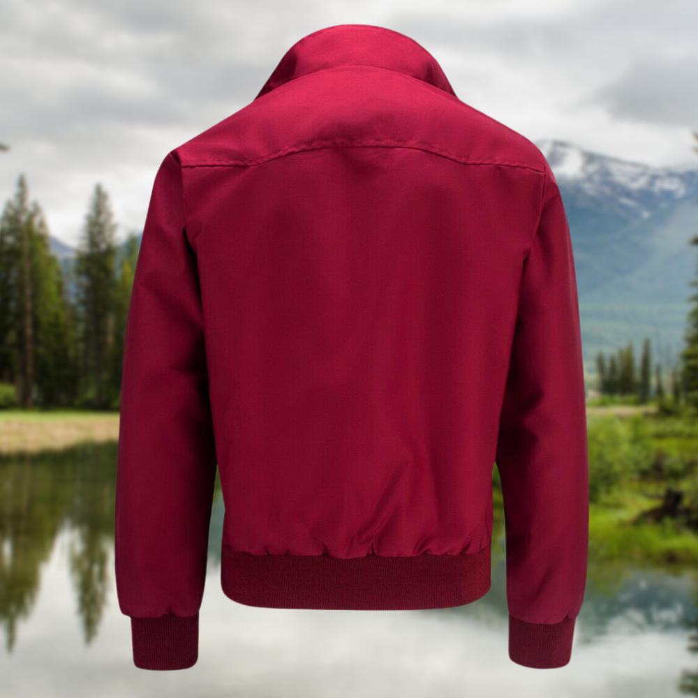 "Stilvolle Harrington-Jacke für Herren in klassischem Design, mit Stehkragen, gerippten Bündchen und praktischen Taschen."