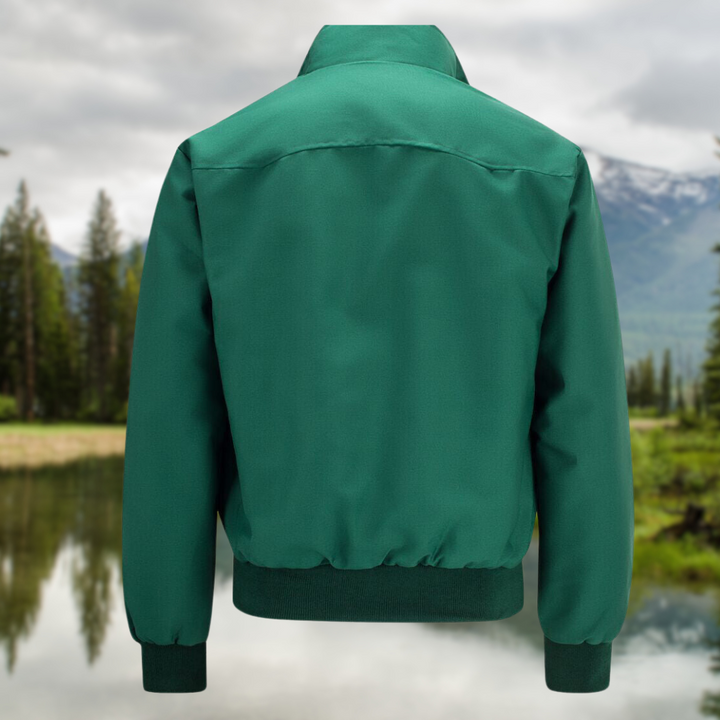"Stilvolle Harrington-Jacke für Herren in klassischem Design, mit Stehkragen, gerippten Bündchen und praktischen Taschen."