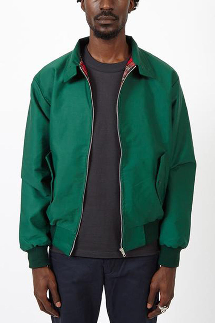 "Stilvolle Harrington-Jacke für Herren in klassischem Design, mit Stehkragen, gerippten Bündchen und praktischen Taschen."