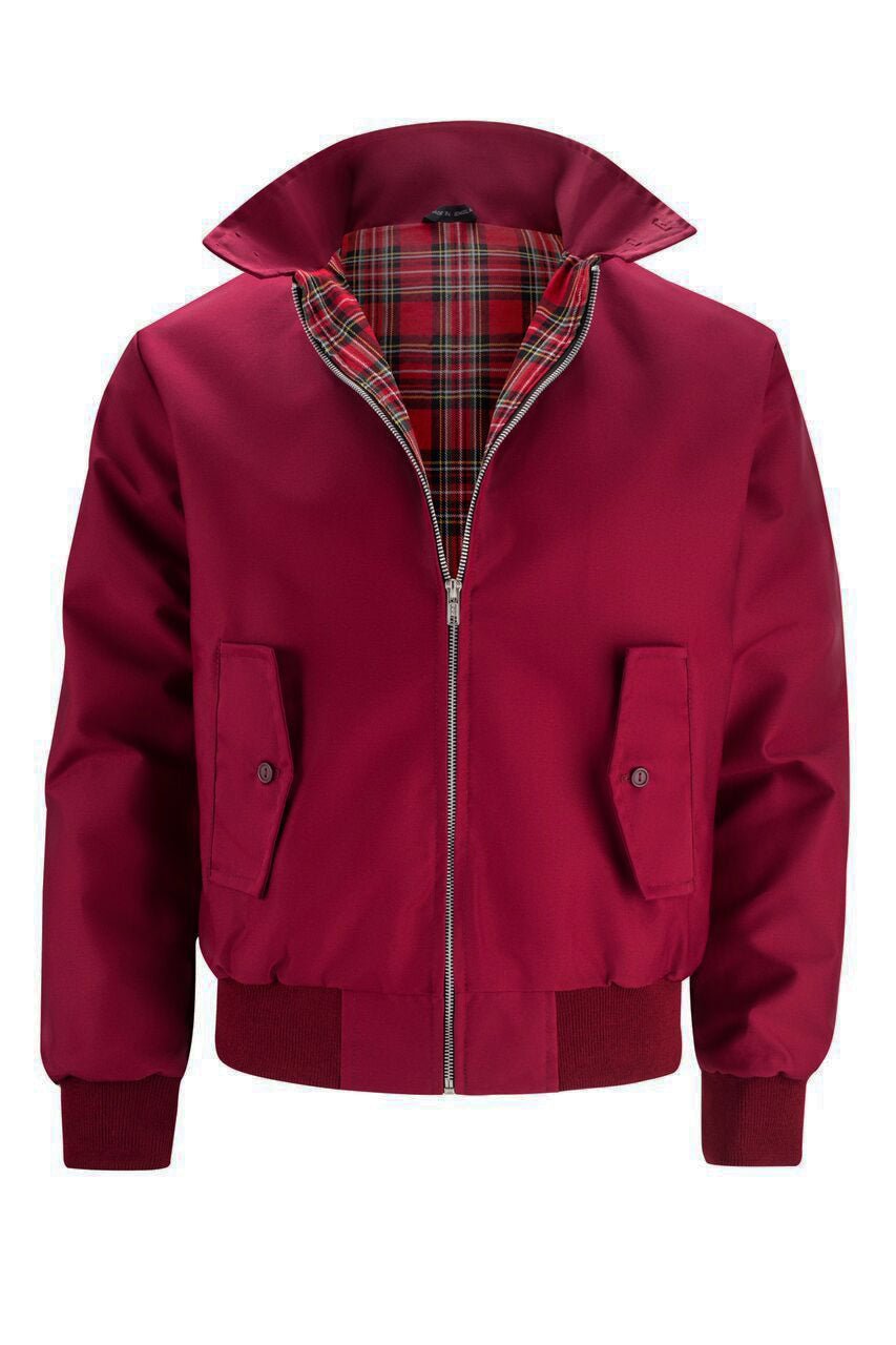 "Stilvolle Harrington-Jacke für Herren in klassischem Design, mit Stehkragen, gerippten Bündchen und praktischen Taschen."