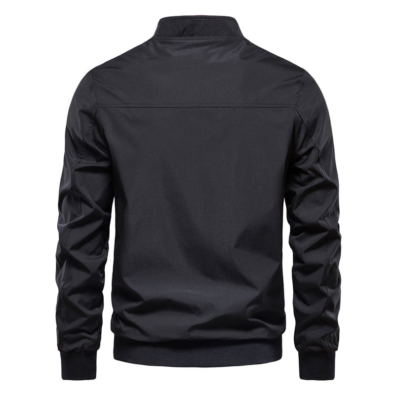 "Stilvolle Herren Stehkragen-Jacke, schlichte Eleganz, robust, mit Taschen, für Zwischensaison geeignet, urban chic"