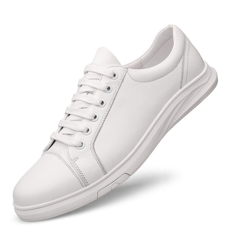 "Stilvolle Herrenschuhe schwarz-weiß, schlankes Design, geeignet für Alltag und Anlässe, hochwertig, komfortabel."