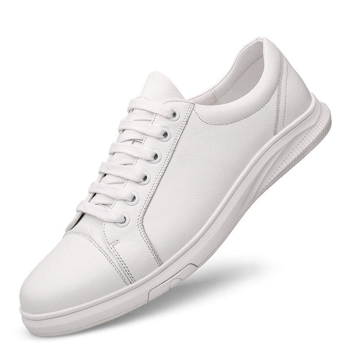 "Stilvolle Herrenschuhe schwarz-weiß, schlankes Design, geeignet für Alltag und Anlässe, hochwertig, komfortabel."