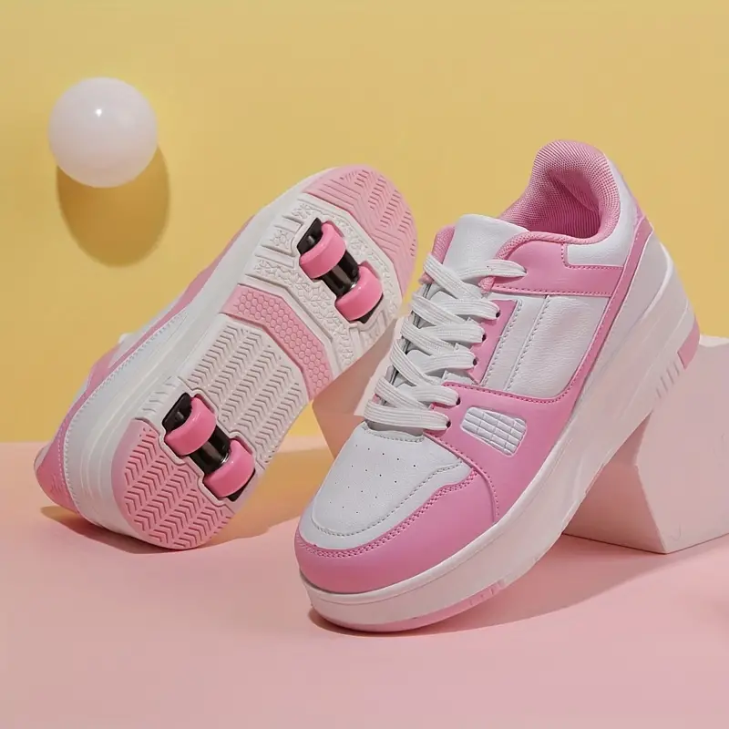 Stilvolle Kinder-Rollschuhe mit abnehmbaren Rädern, geeignet für Outdoor-Abenteuer, fördern aktiven Lebensstil.