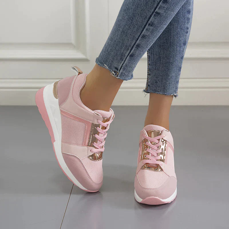 "Stilvolle orthopädische Damen Sneaker, weiß, atmungsaktives Material, gepolsterte Sohle, sportlich-elegant, Komfort"
