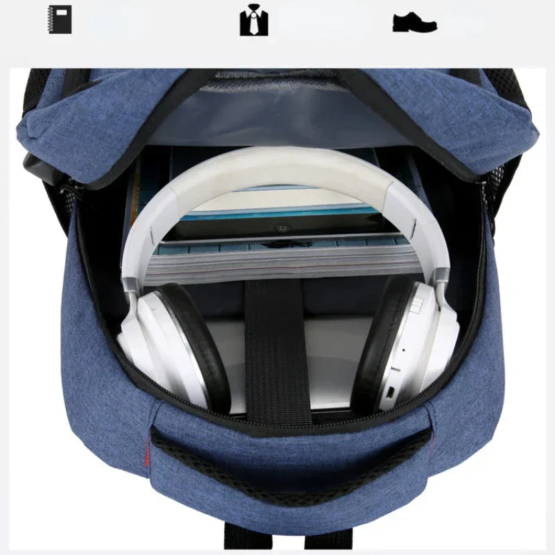 Stilvoller, ultraleichter, wasserdichter Herrenrucksack in Schwarz, Marineblau, Grau oder Grün für Alltag und Abenteuer.