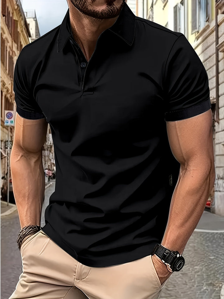 Stilvolles Herren-Kurzarm-Poloshirt mit schmalem Kragen und eleganter Passform, perfekt für Freizeit und Büro.
