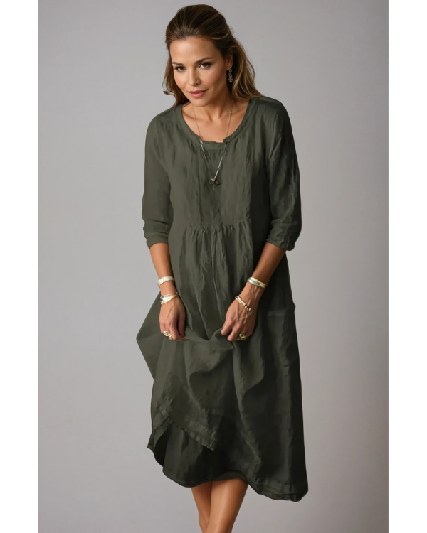 Stilvolles Midi-Damenkleid mit 3/4-Ärmeln, eleganter Passform und Rundhalsausschnitt, perfekt für vielseitige Anlässe.