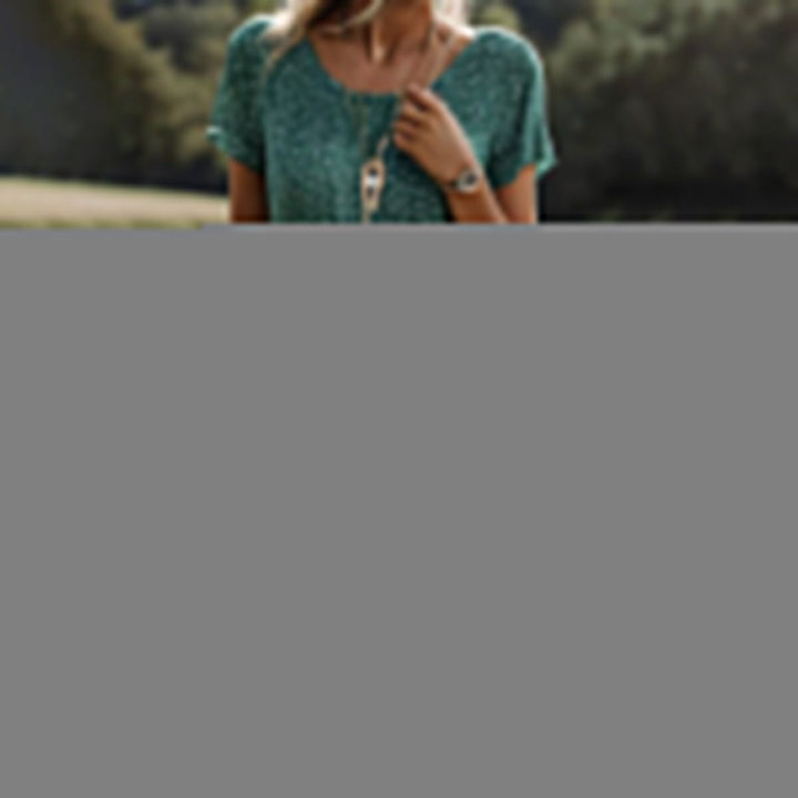 "Stilvolles sommerliches Damen-Midikleid, luftig und bequem, in leichten, sonnigen Farben für warme Tage."