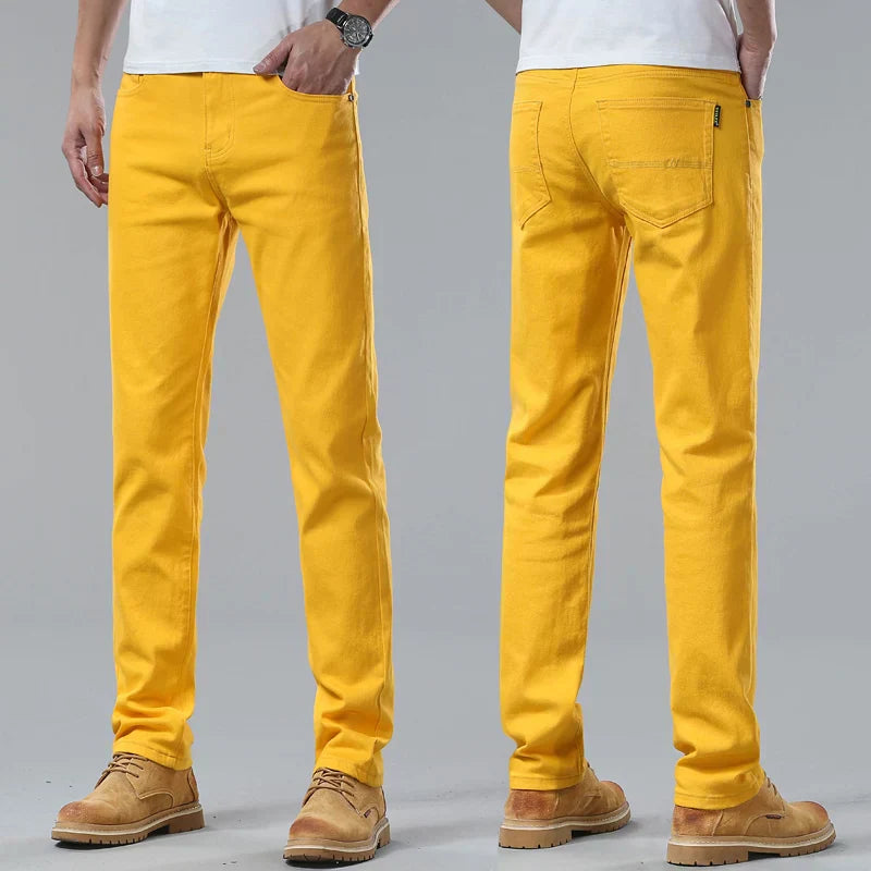 "Stylische Herren Slim Fit Jeans, blaue Denim-Hose, figurbetont mit klassischen Taschen, für modische und komfortable Outfits