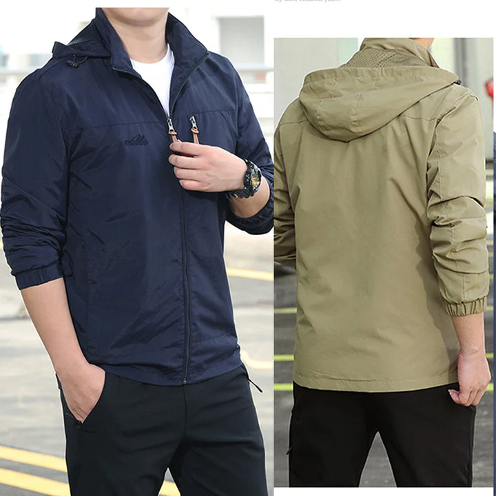 "Taktische wasserdichte Herrenjacke, robustes Design, abnehmbare Kapuze, atmungsaktiv, ideal für Outdoor-Abenteuer."