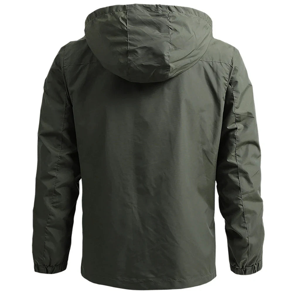 "Taktische wasserdichte Herrenjacke, robustes Design, abnehmbare Kapuze, atmungsaktiv, ideal für Outdoor-Abenteuer."