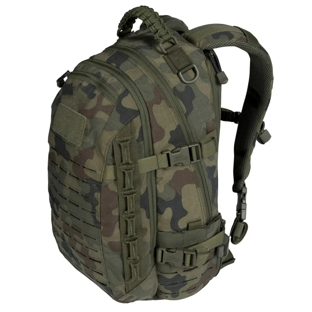 "Taktischer Rucksack Explorer, robustes Design, 30L, Armeegrün, ideal für Outdoor-Abenteuer, mehrere Fächer, ergonomisch."