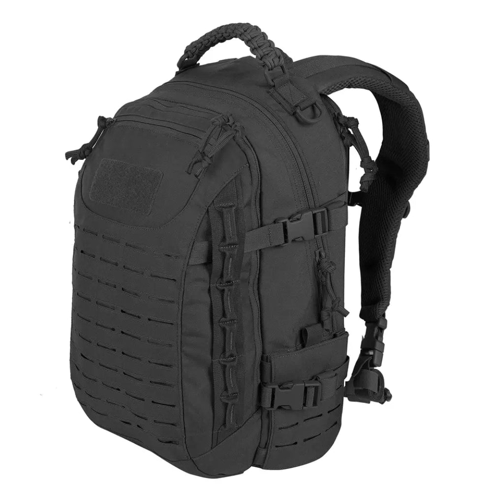 "Taktischer Rucksack Explorer, robustes Design, 30L, Armeegrün, ideal für Outdoor-Abenteuer, mehrere Fächer, ergonomisch."