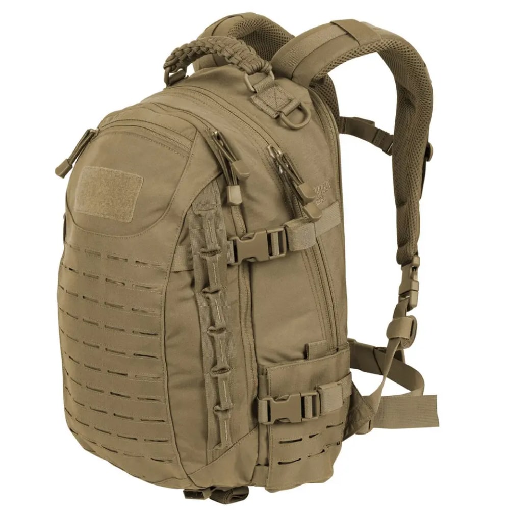 "Taktischer Rucksack Explorer, robustes Design, 30L, Armeegrün, ideal für Outdoor-Abenteuer, mehrere Fächer, ergonomisch."