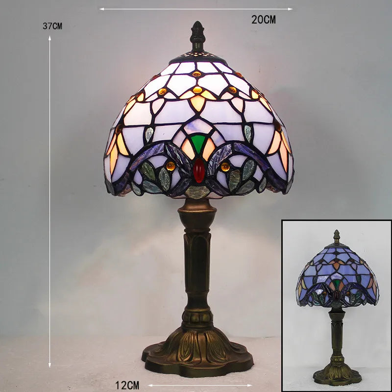"Tiffany Tischlampe mit buntem Glas, elegantes Design, verstellbarer Schwanenhals, ideal für gemütliche Beleuchtung."