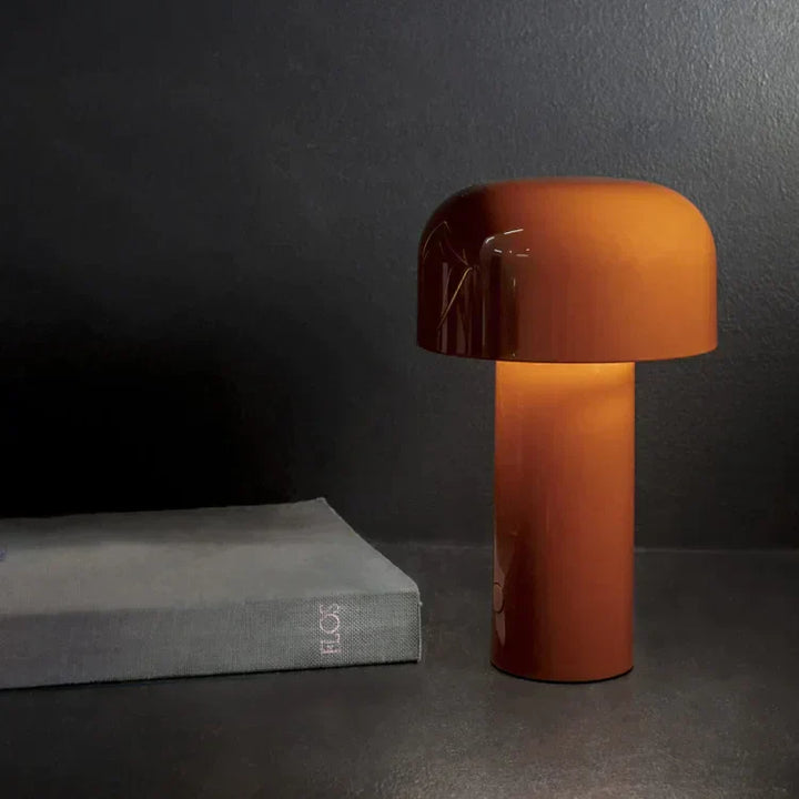 "Tragbare LED Tischlampe in Pilzform mit dreifarbiger Dimmfunktion, moderne Ästhetik, ideal für stilvolle Beleuchtung."