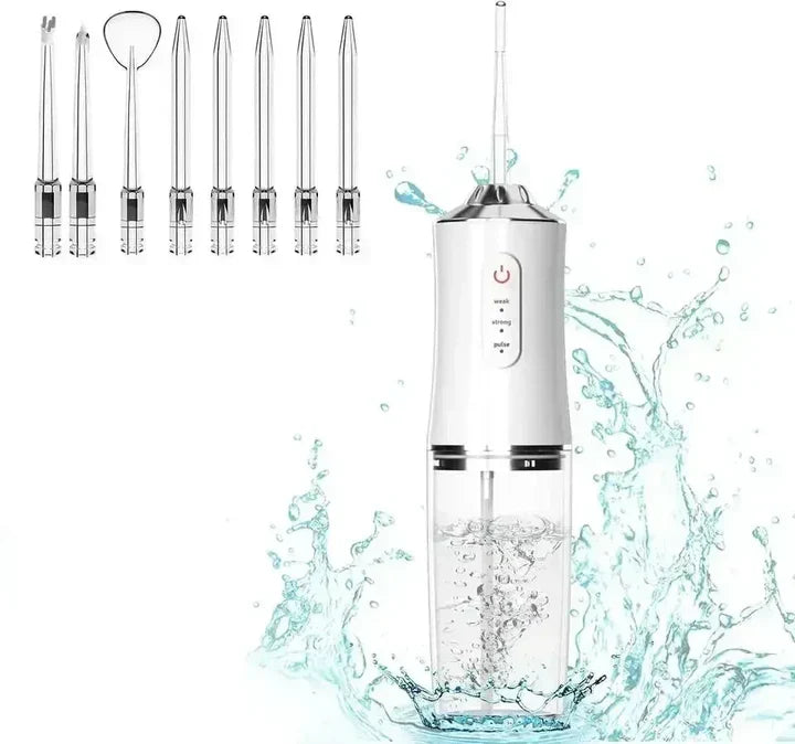 "Tragbarer, kabelloser Wasserzahnreiniger im Einsatz mit 360° Drehdüsen und drei Reinigungsmodi für effektive Mundpflege."