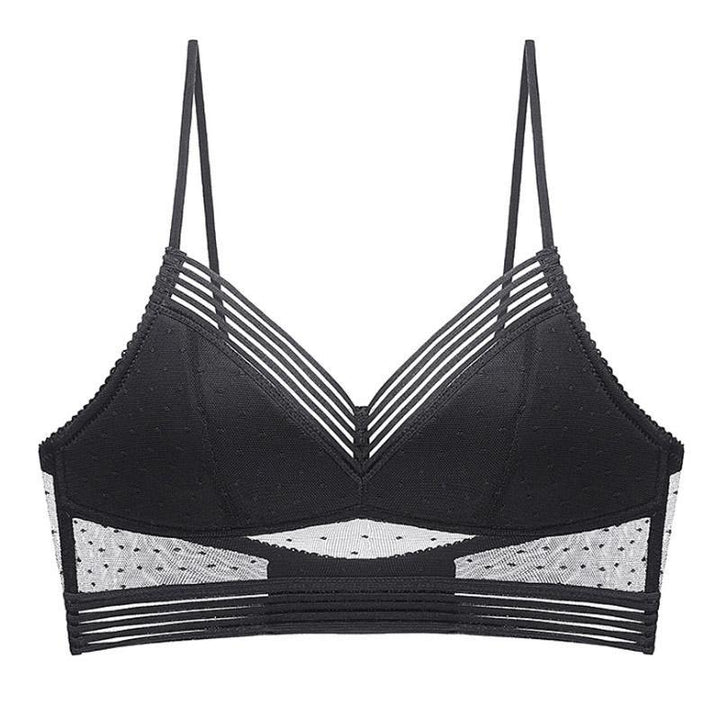 Trägerloser nahtloser BH in Nude, bietet unsichtbare Unterstützung und Komfort, ideal für rückenfreie elegante Outfits.