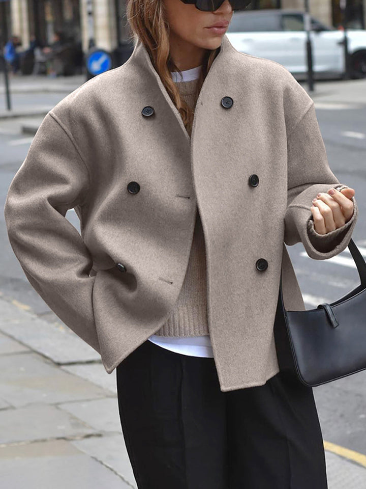 "Trendige Damen Jacke mit Knopfverschluss, graues Design, elegante gerade Linienführung, vielseitig kombinierbar, Größe L."