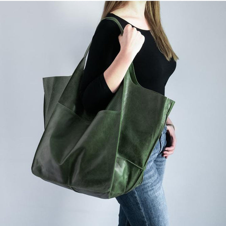 "Übergroße elegante Leder-Weekender-Handtasche mit modernem Design in vielseitigen Farben, perfekte Damen-Bag."