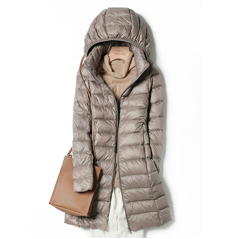 Ultraleichte Winter-Freizeitjacke in Burgundisch, warm, isolierend und stilvoll für Damen, ideal für kalte Tage.