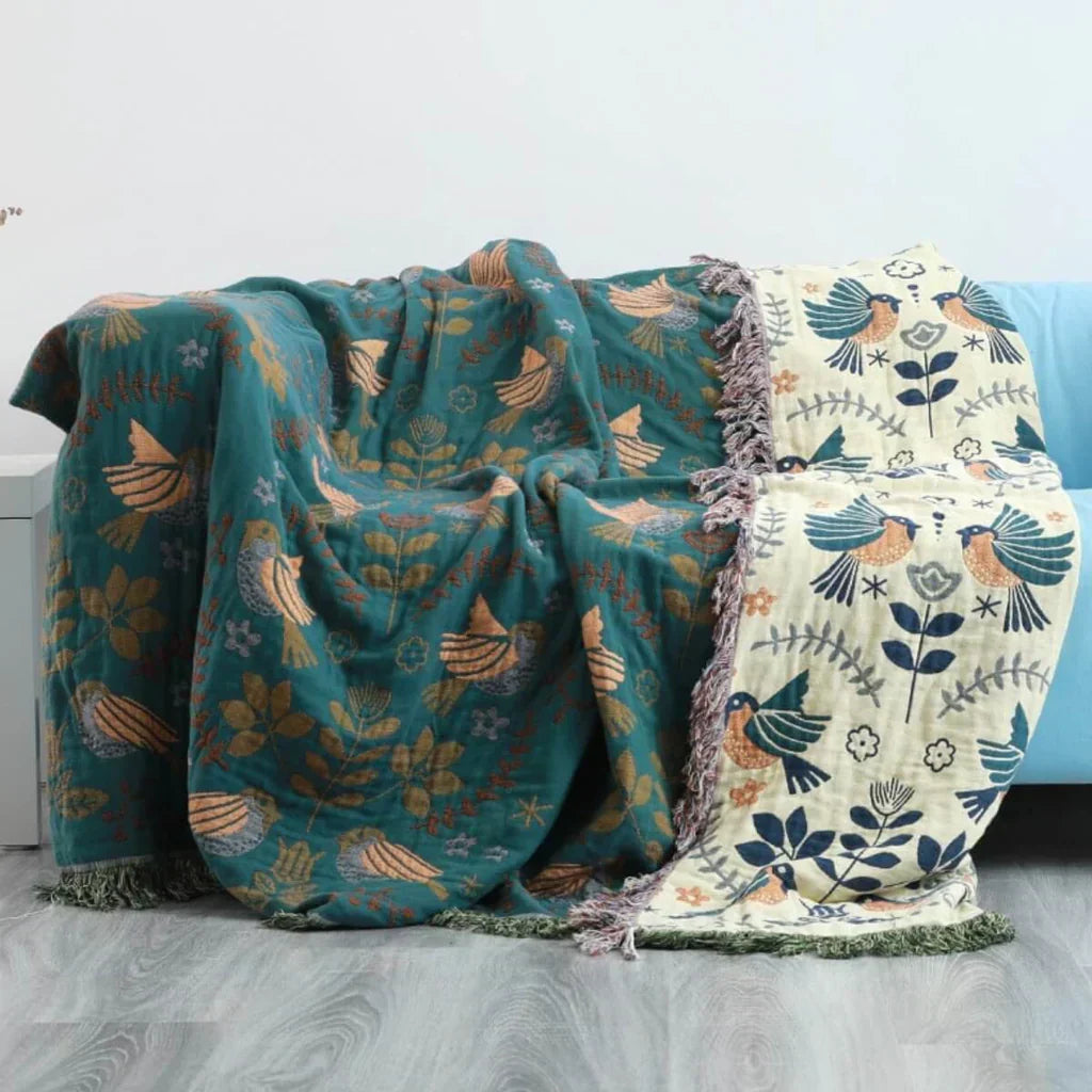 "Umkehrbare skandinavische Decke mit Vogeldesign, harmonische Farben, für Wohn- und Schlafzimmer, vielseitig einsetzbar."