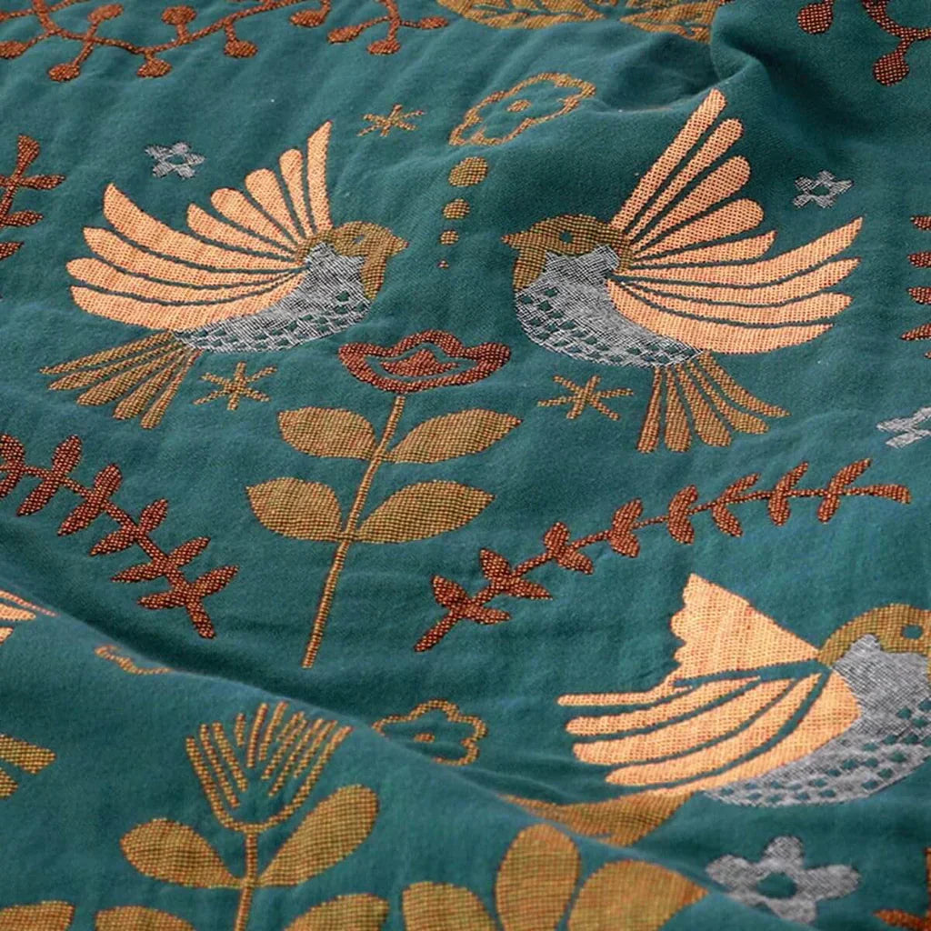 "Umkehrbare skandinavische Decke mit Vogeldesign, harmonische Farben, für Wohn- und Schlafzimmer, vielseitig einsetzbar."