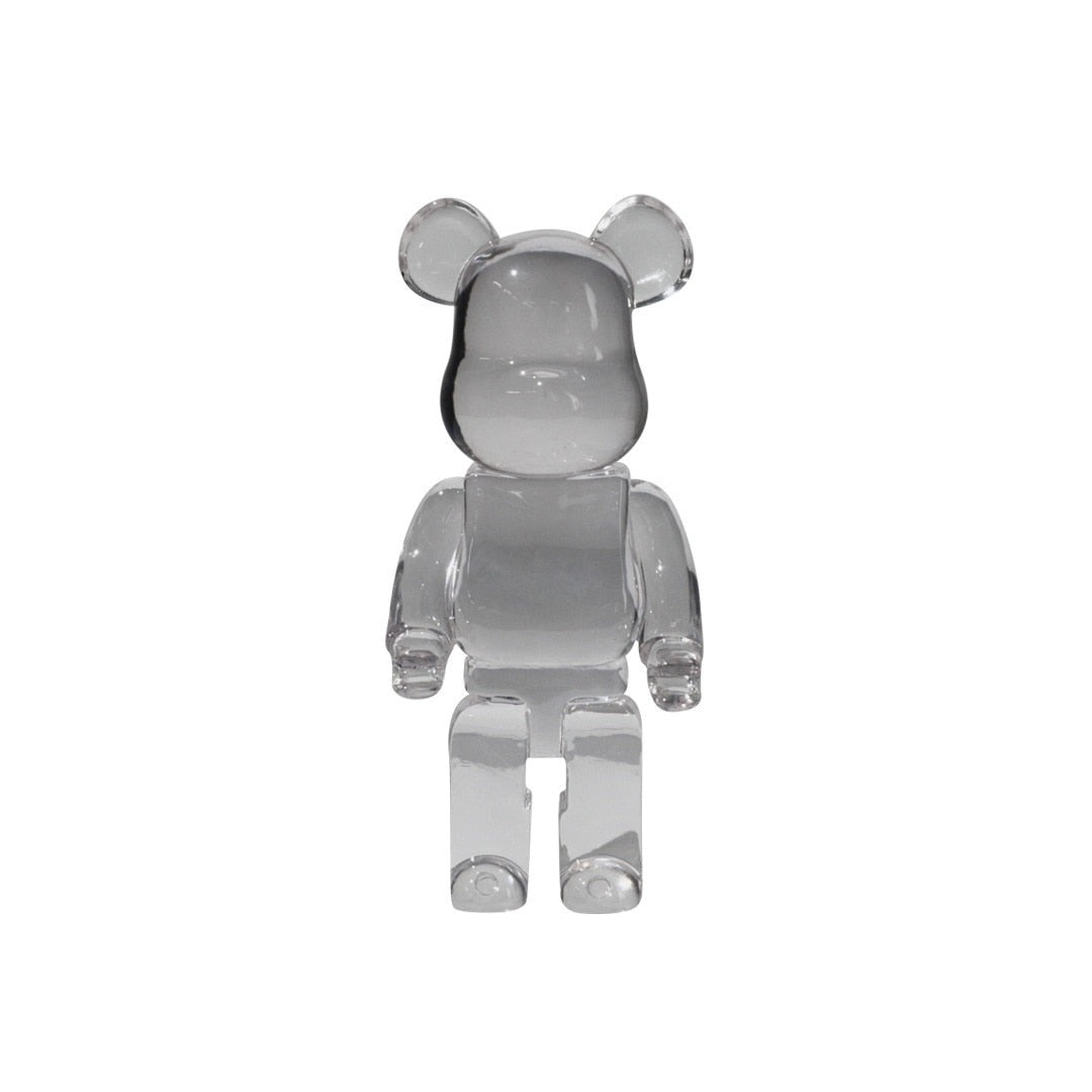 "Umweltfreundliche Bearbricks Skulptur, detailreich gestaltet, ideal für einzigartige Wohnraumdeko und Sammlerstück."