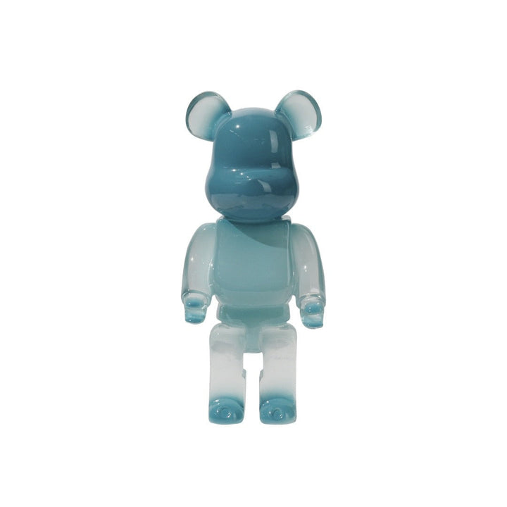 "Umweltfreundliche Bearbricks Skulptur, detailreich gestaltet, ideal für einzigartige Wohnraumdeko und Sammlerstück."