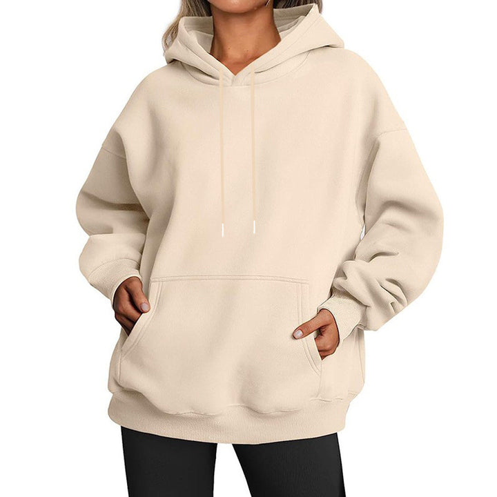 "Unisex Hoodie in Grau, weiche Baumwolle-Polyester-Mischung, modernes Design, vielseitig und bequem, ideal für jeden Anlass."