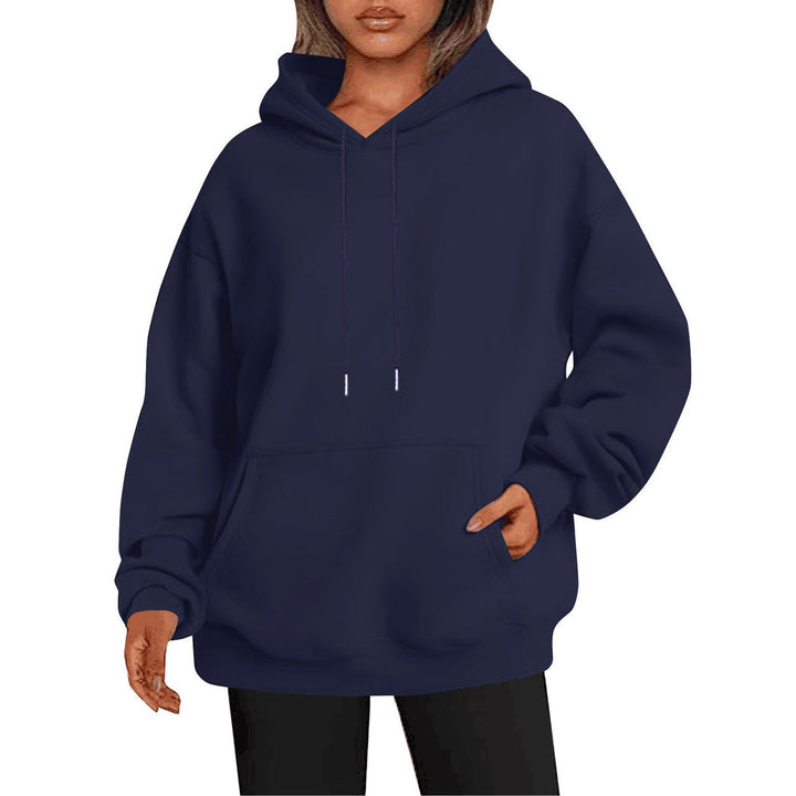 "Unisex Hoodie in Grau, weiche Baumwolle-Polyester-Mischung, modernes Design, vielseitig und bequem, ideal für jeden Anlass."