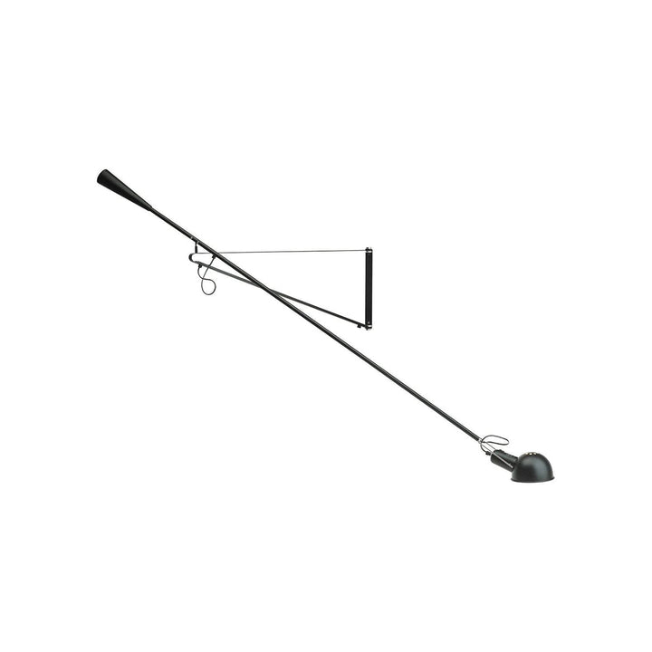 Verstellbare Wandleuchte 265 mit Alu-Schirm, Metallrahmen, in Schwarz oder Weiß, ideal für große Innenräume.