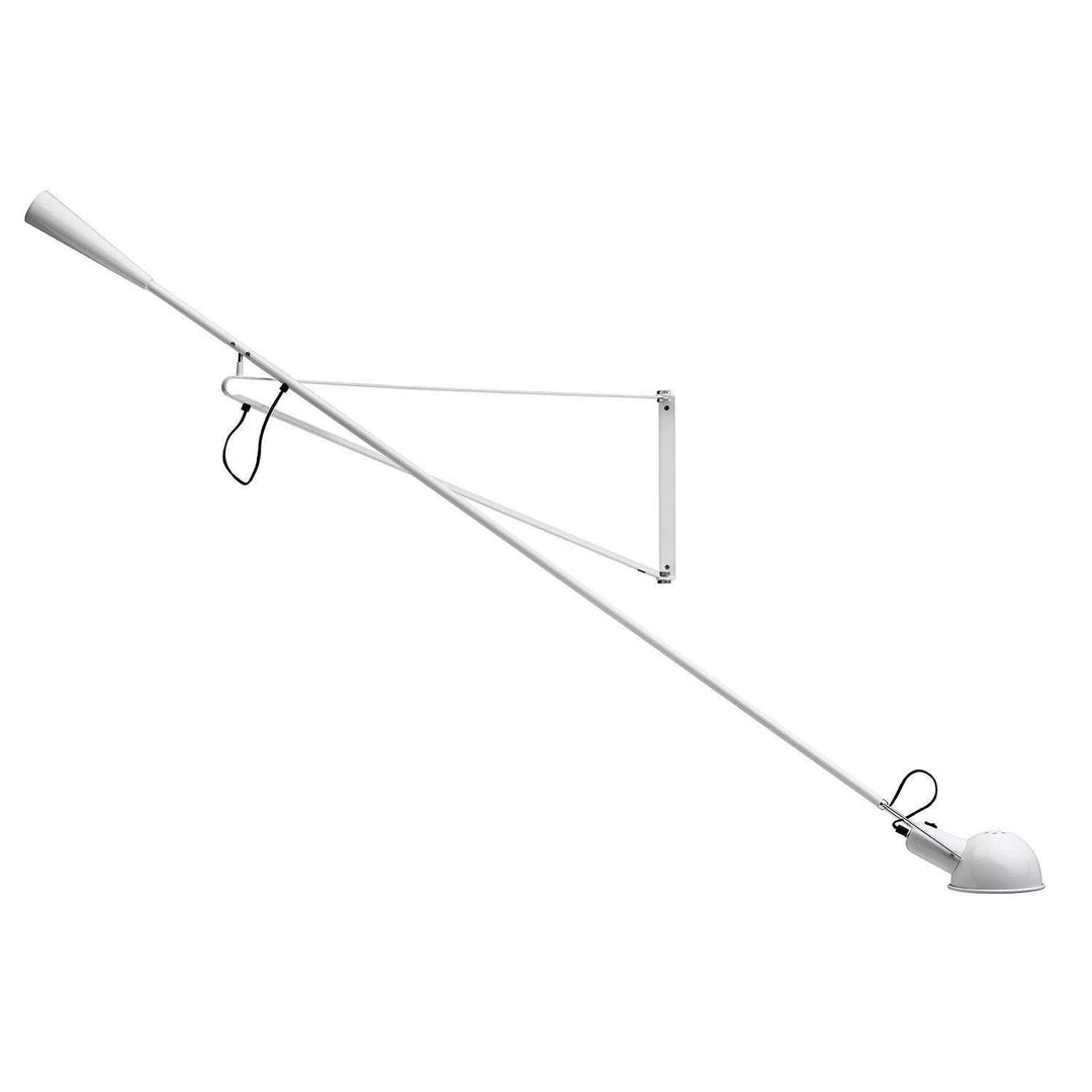 Verstellbare Wandleuchte 265 mit Alu-Schirm, Metallrahmen, in Schwarz oder Weiß, ideal für große Innenräume.