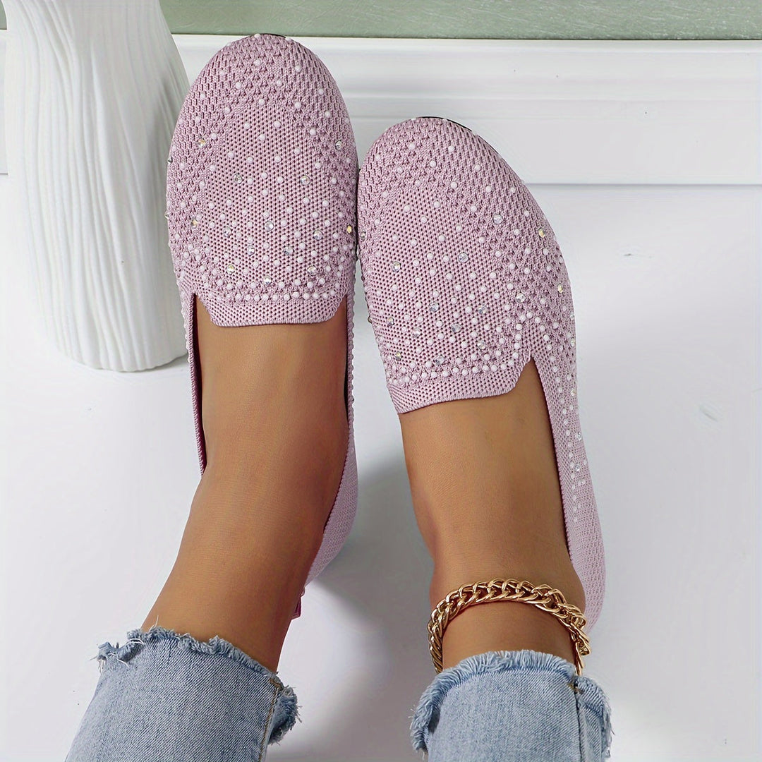 Vorderansicht der orthopädischen Damenschuhe in Beige, leicht, atmungsaktiv, mit flexiblem Material für optimalen Komfort.