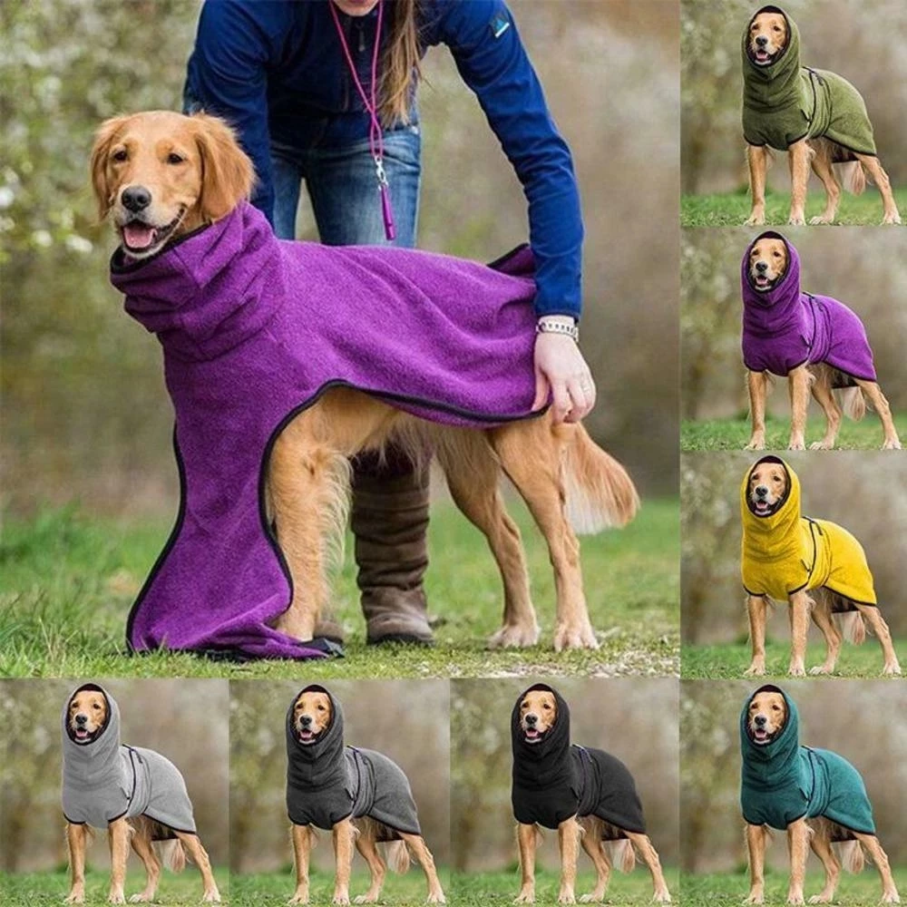 Warmer Hundemantel mit verstellbarer Schnalle aus weichem Material für Komfort und Wärme, ideal für kühle Tage.