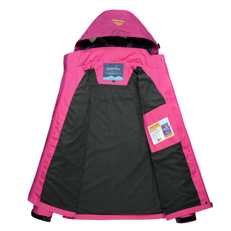 "Wasserdichte, atmungsaktive Damenjacke in elegantem Design, ideal bei Regen, vielseitig kombinierbar, robust und leicht."