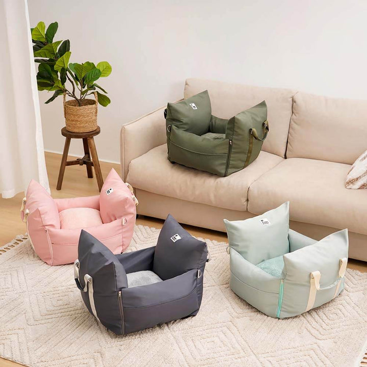 "Wasserdichtes Hunde-Autositzbett aus Oxford-Gewebe mit weicher Polsterung, Sicherheitskissen und rutschfester Unterseite."