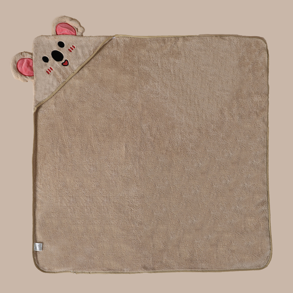 "Weicher Baby-Badumhang mit Kapuze aus Frottee, optimal 80x80 cm, in Tierdesigns, saugfähig und warm für Bademomente."